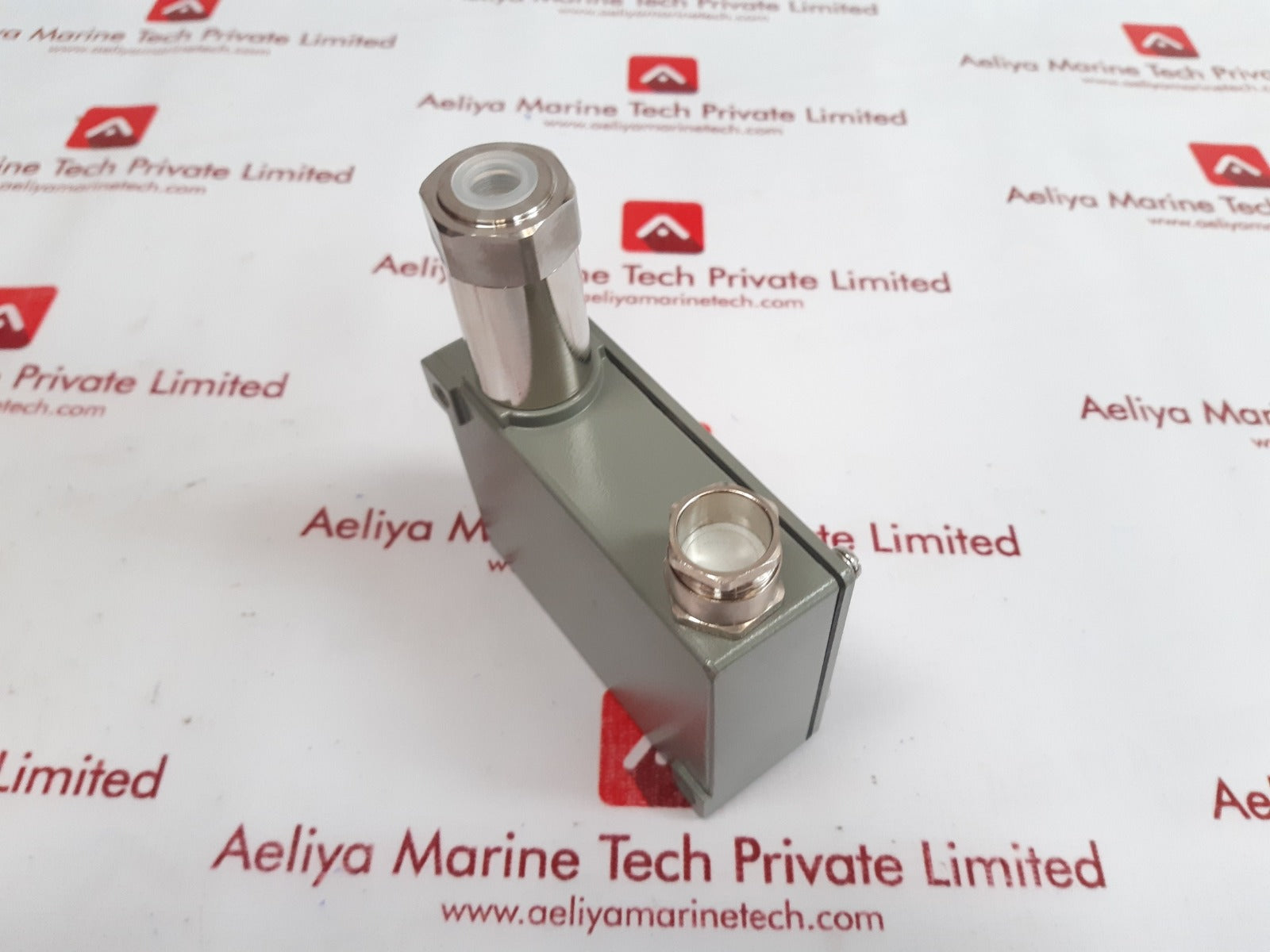 Trafag 8202.77.2210 pressure sensors controls