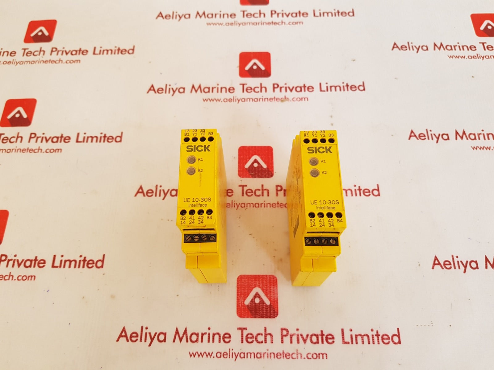 Sick ue 10-3os2d0 intelliface safety relay