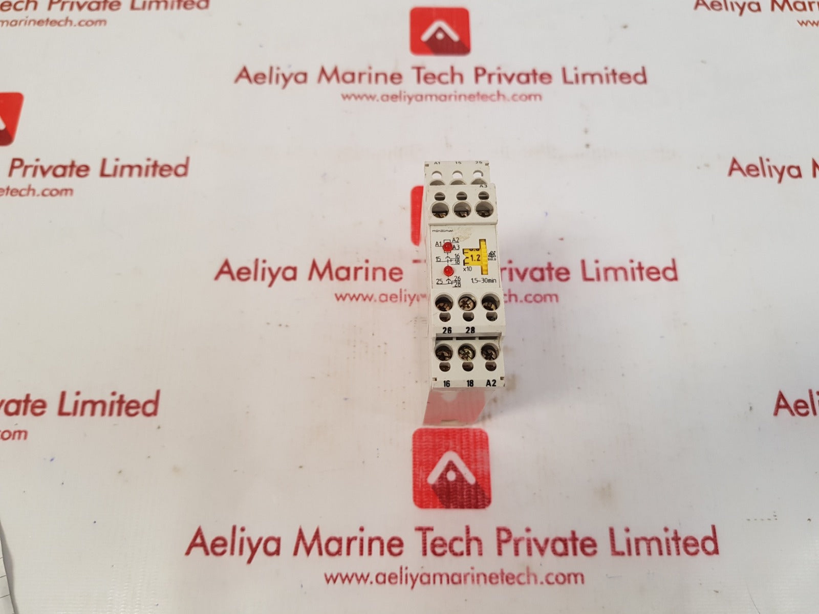 E.dold mk 9906.82/024 relay 220-240v 50/60hz