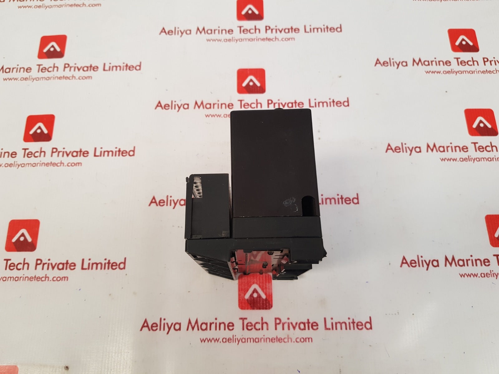 Ge fanuc Ic670mdl640j/ic670alg230j input module with ic670chs001e i/o base