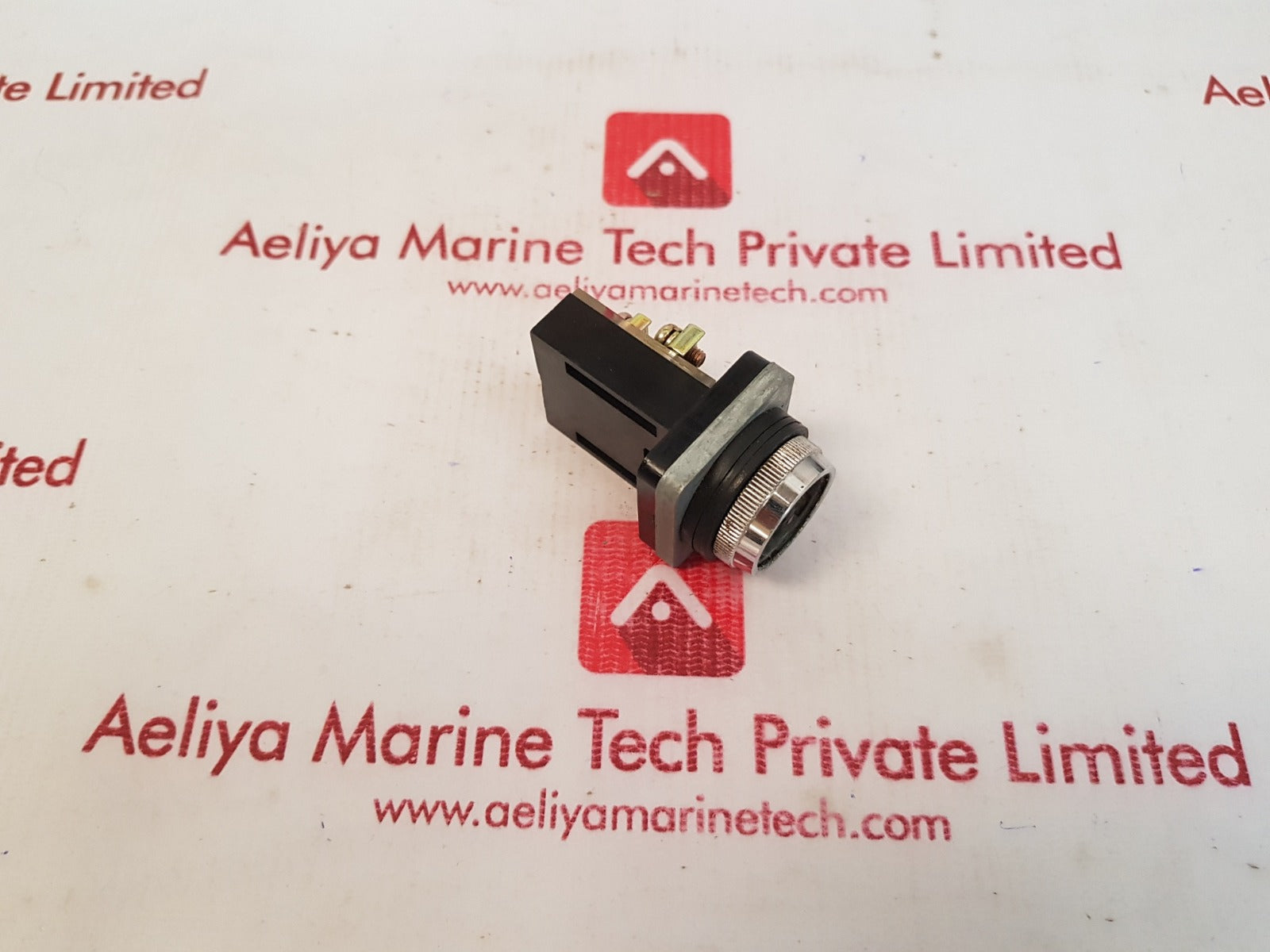 Maruyasu dengyo cp-1b pushbutton switch