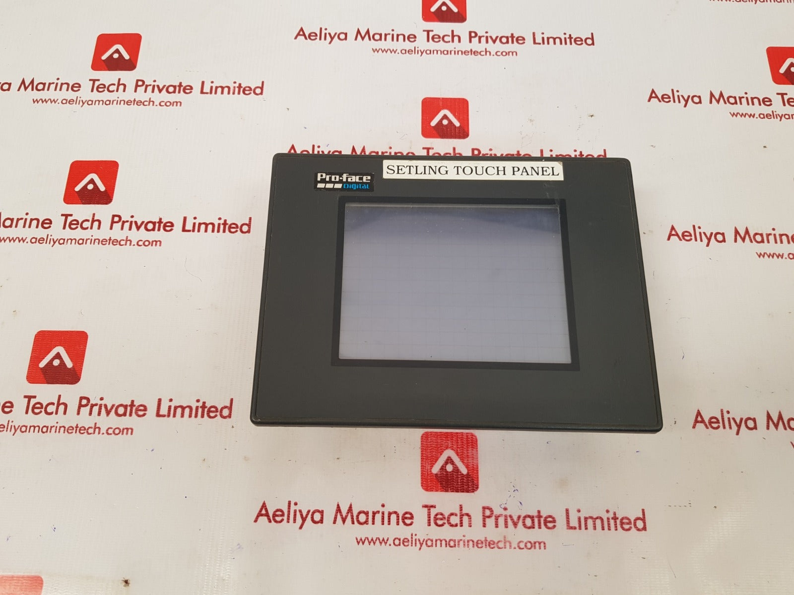 Pro-face gp37w2-bg41-24v graphic panel