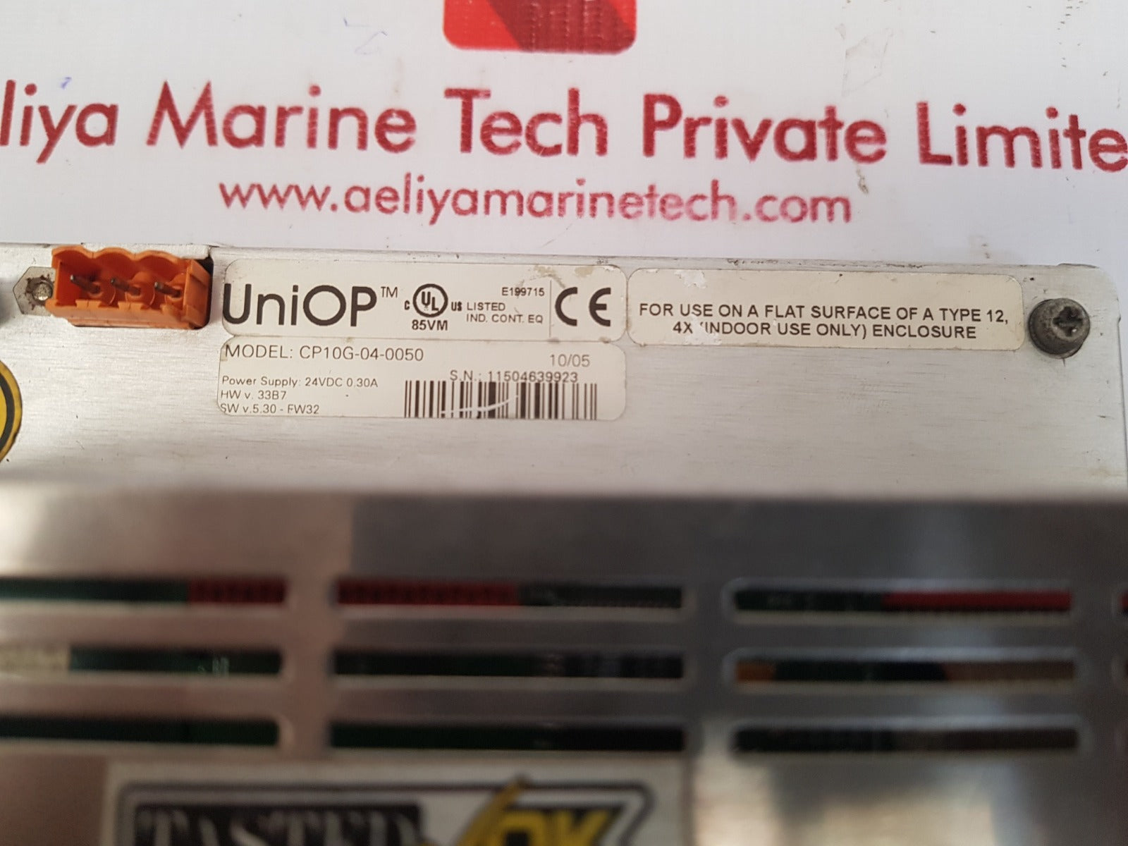 Uniop cp10g-04-0050 operator touch panel 24vdc 0.30a