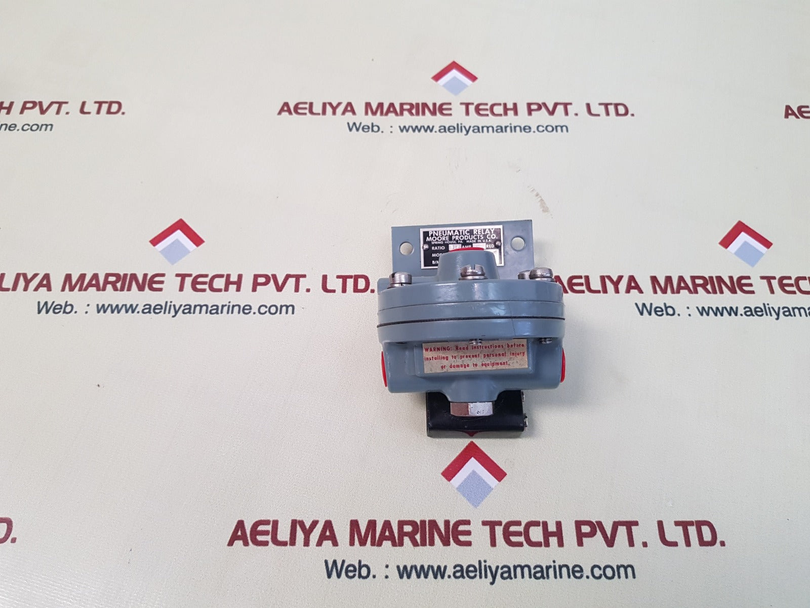 Moore 66ba4 pneumatic relay 4297-114/8nb