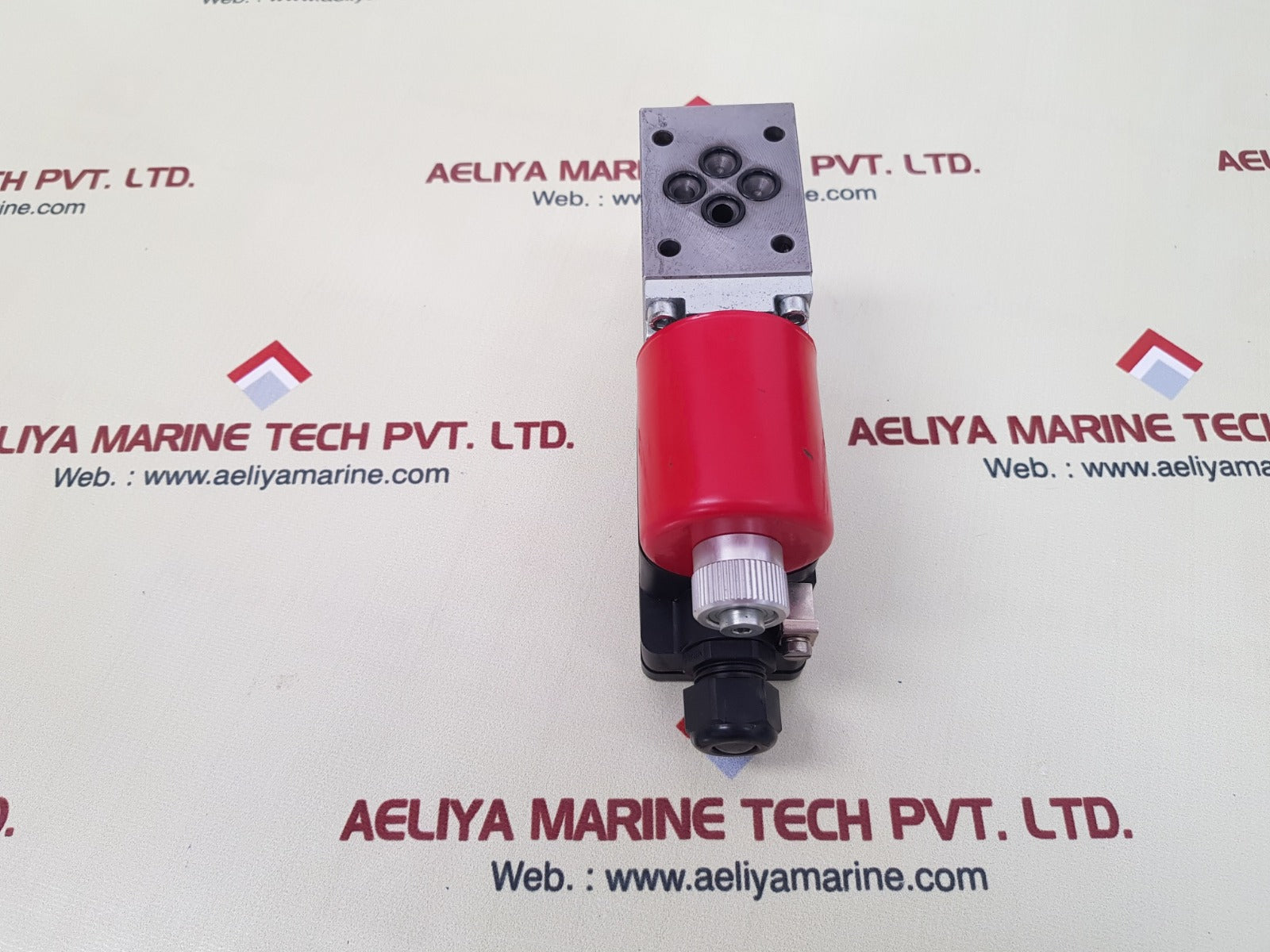 Wandfluh aex22061a/t4-s1788 directional valve with eugen seitz 118-195-024l coil