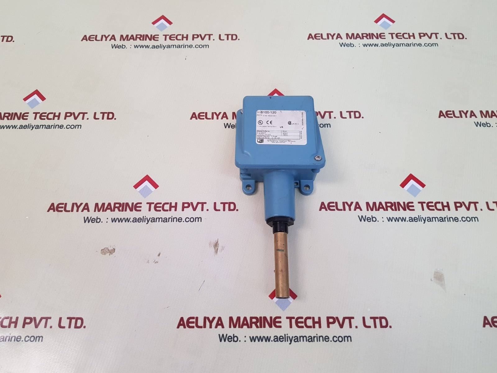 United Electric B100 120 Temperature Switch Aeliya Marine Tech®