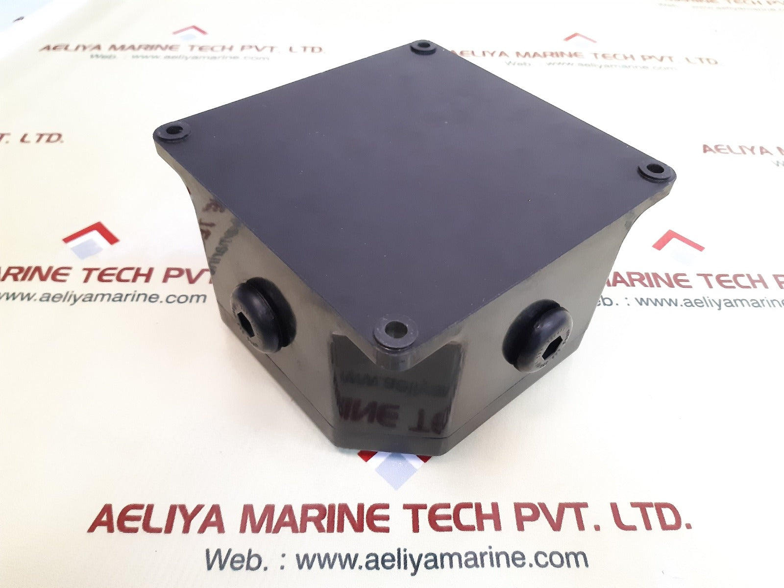 Hawke international pl615 junction box 550v 17a