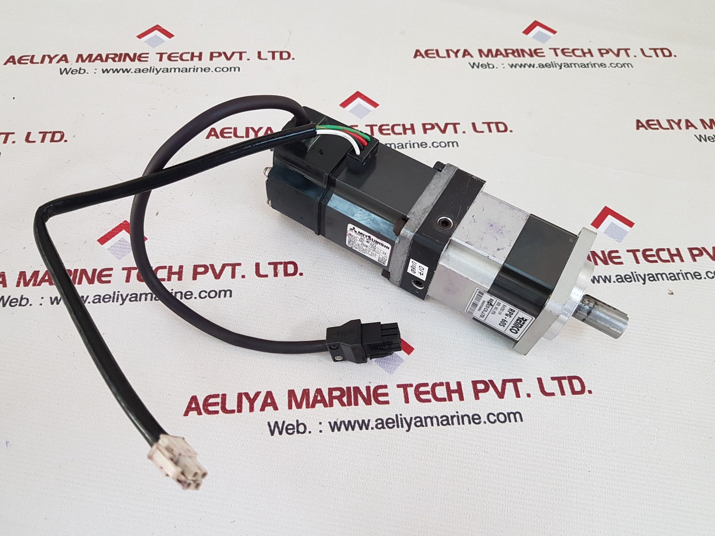 Mitsubishi hc-mfs23 ac servo motor with remco rpg-60s