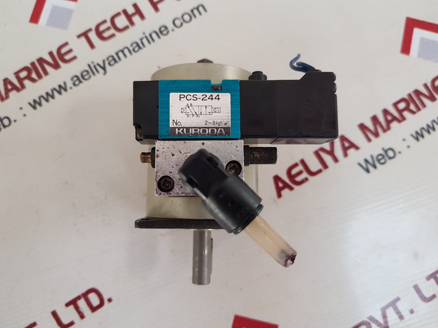 Kuroda prh20s-90-135-p-z rotary cylinder with Kuroda pcs-244 valve
