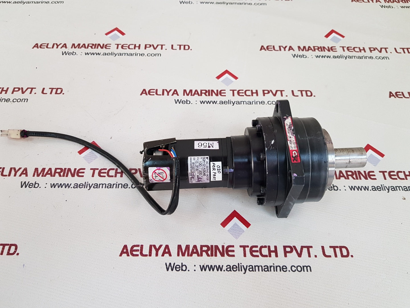 Yaskawa sgm-01a3g46 ac servo motor with hd cp-20a-33-j604a-sp for part