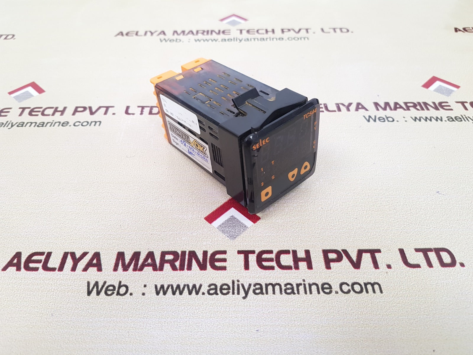 Selec tc544a digital temperature controller