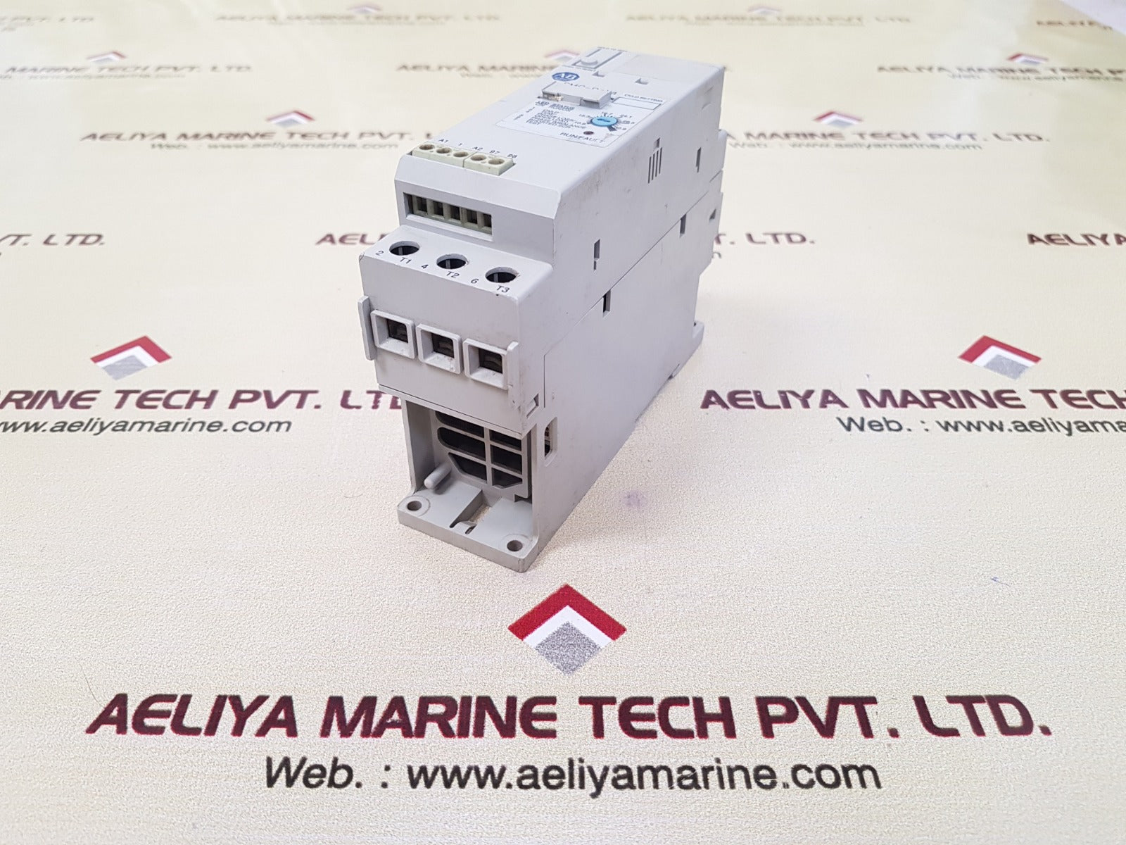 Allen-bradley 150-d32nbr ser a smc-delta controller