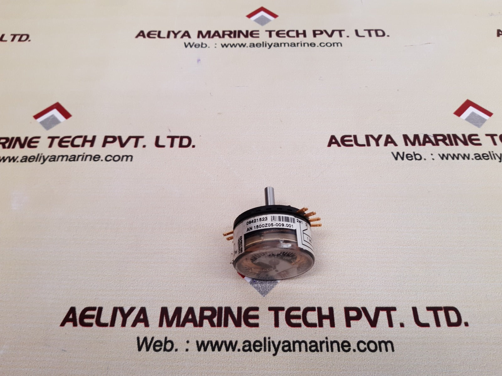 An 1500z05-009.001 potentiometer