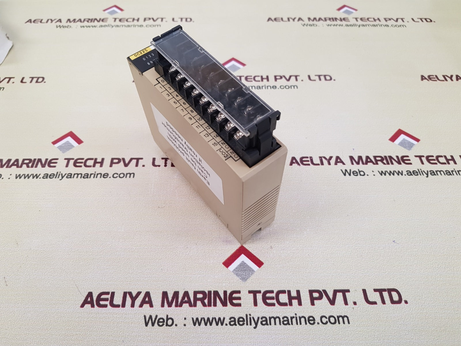Omron c200h-0c225 output unit