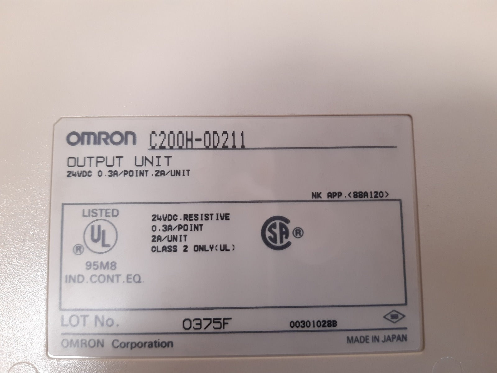 Omron c200h-od211 output unit