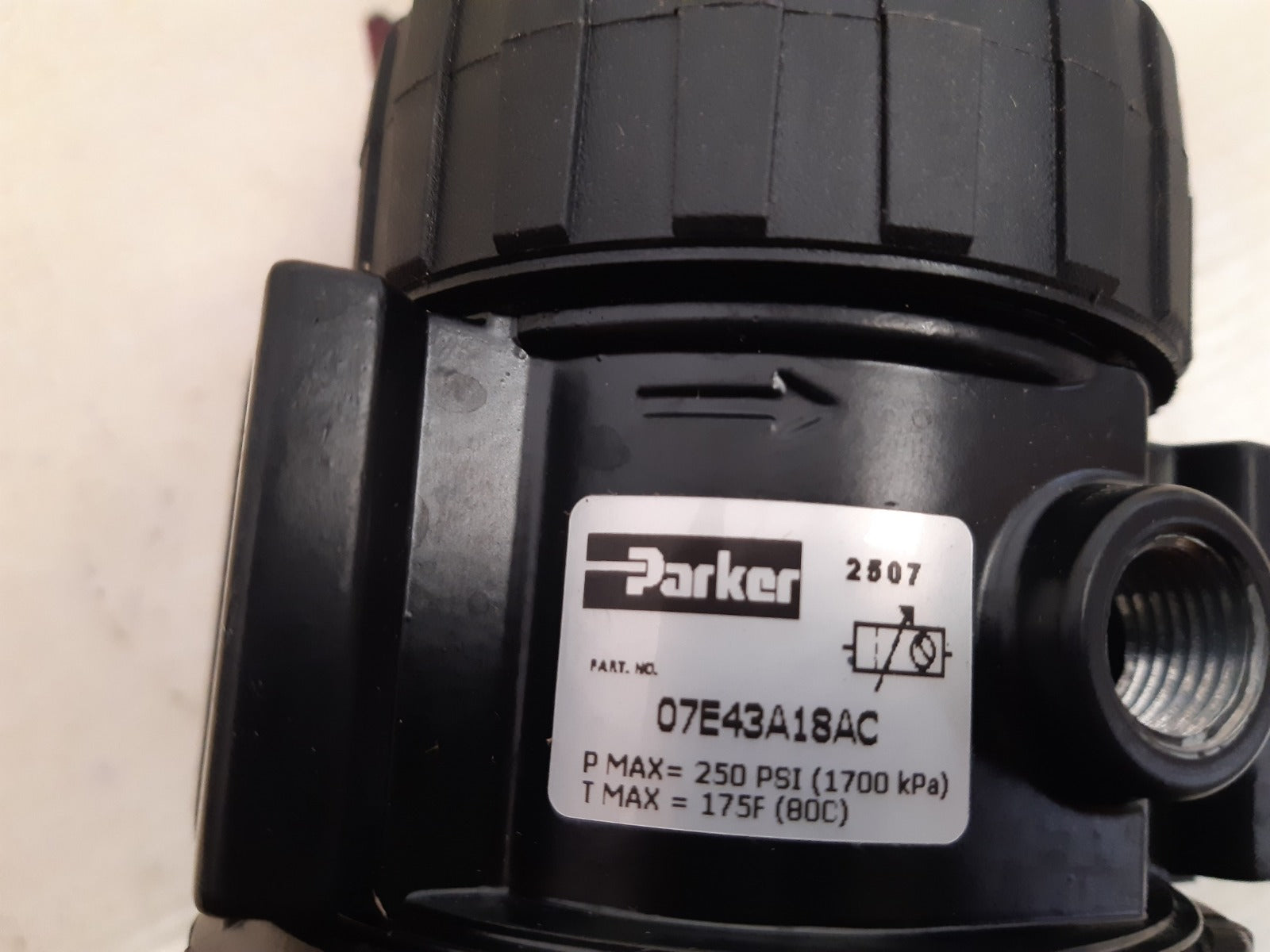 Parker 07e43a18ac pneumatic filter/ regulator