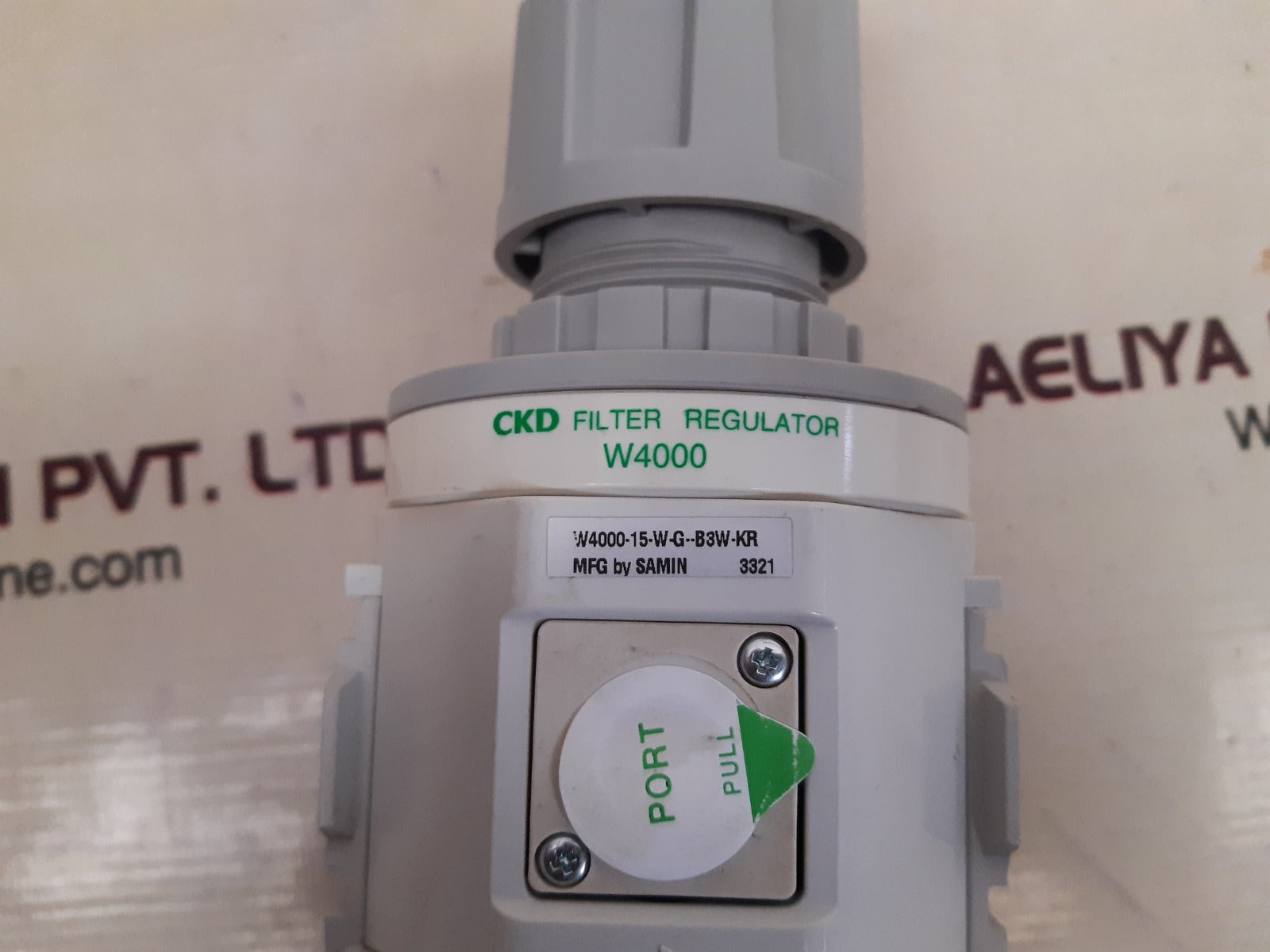 Ckd w4000-15-w-g-b3w-kr filter regulator