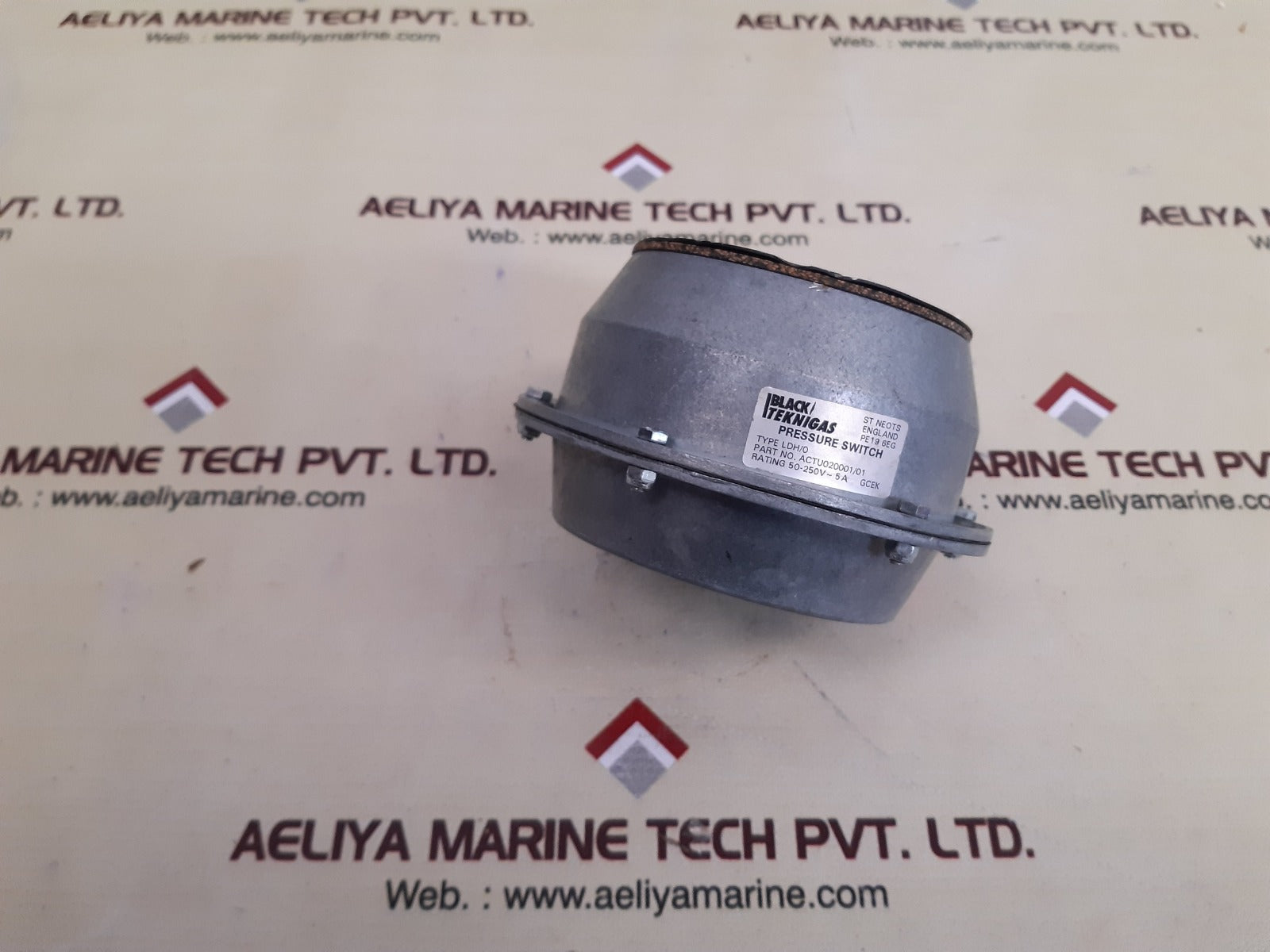 Black teknigas ldh/0 pressure switch actu020001/01