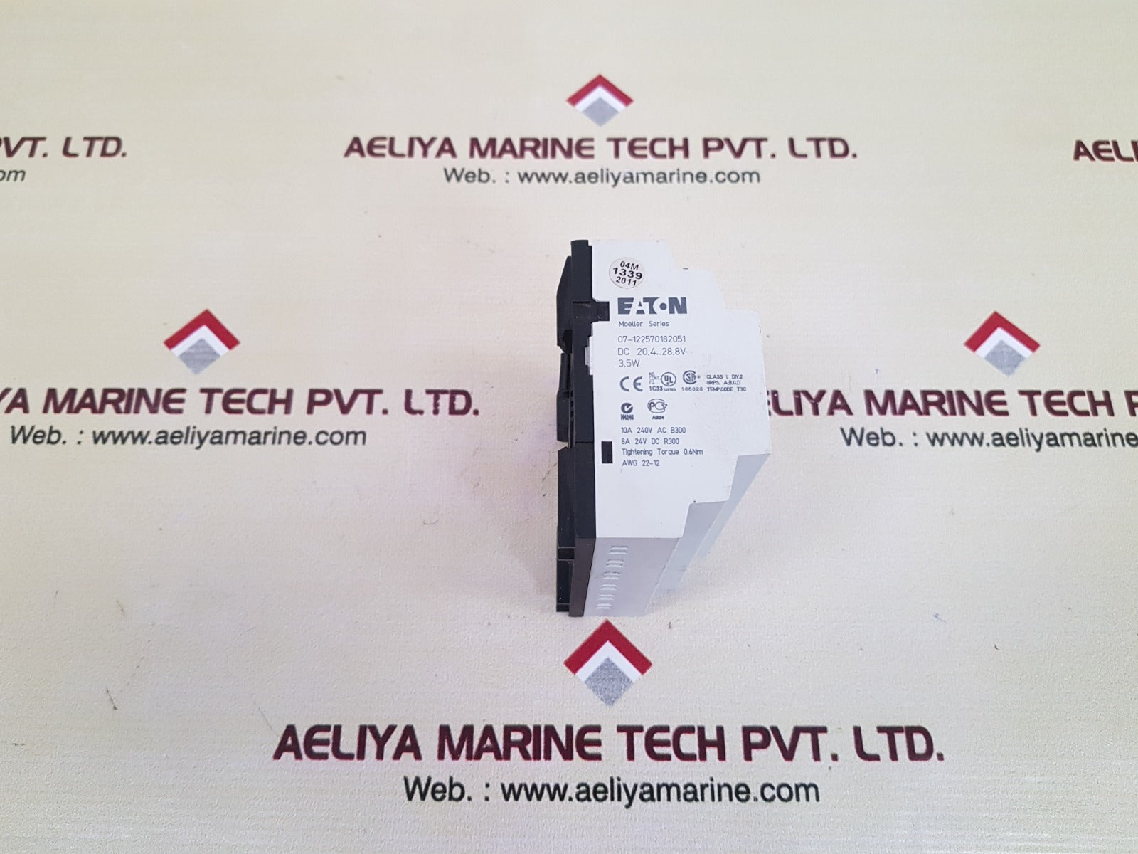 Eaton moeller series easy719-dc-rc plc module