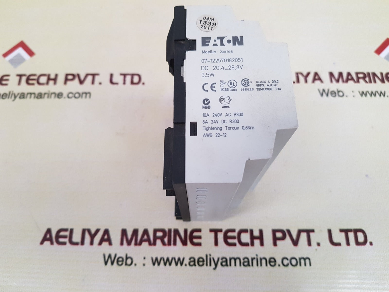 Eaton moeller series easy719-dc-rc plc module