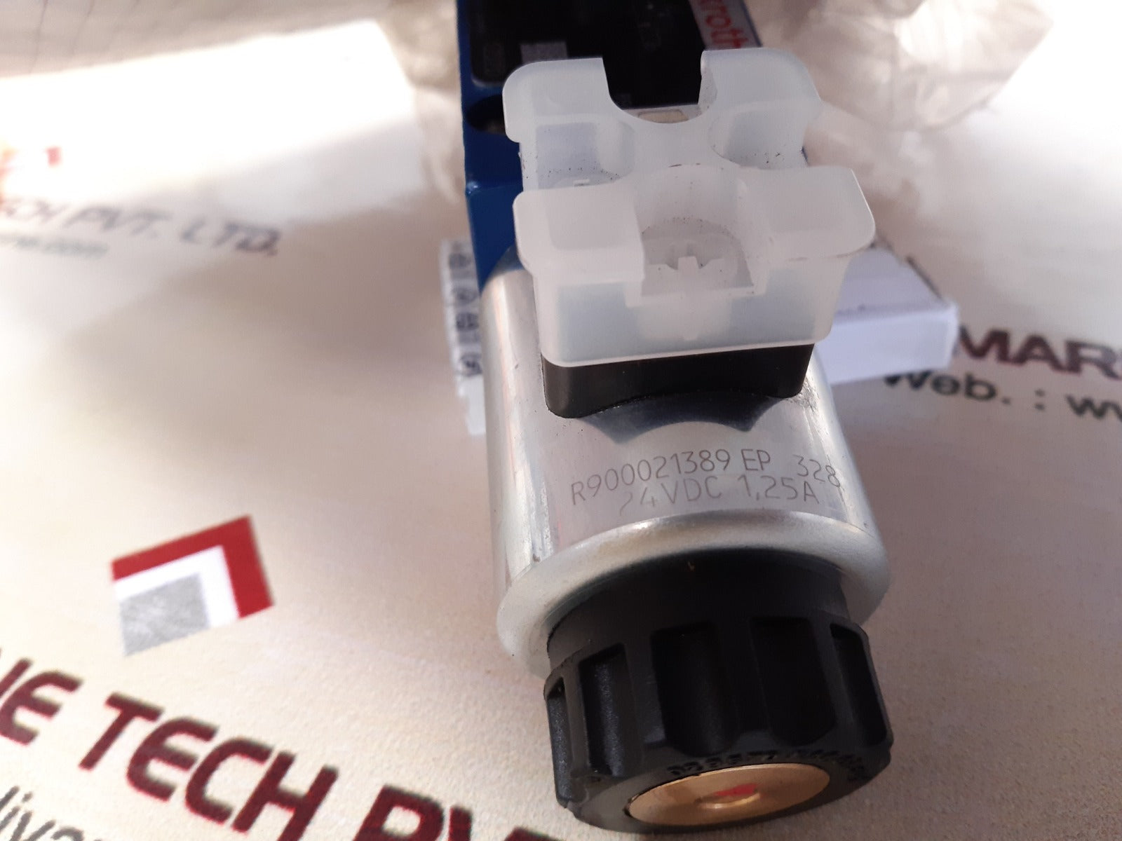 Rexroth r900561291 solenoid vlave 4we6jb62/eg24n9k4