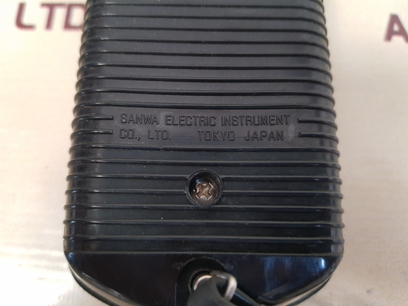 Sanwa cam-310 analog pointer clamp meter