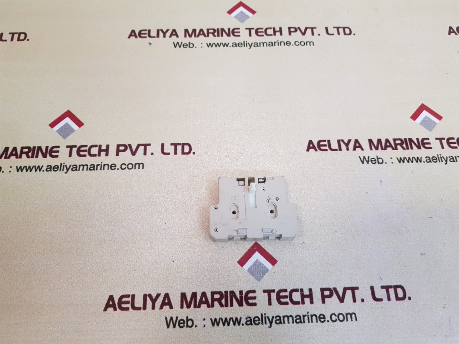 Siemens 3ty7 561-1a auxiliary contact