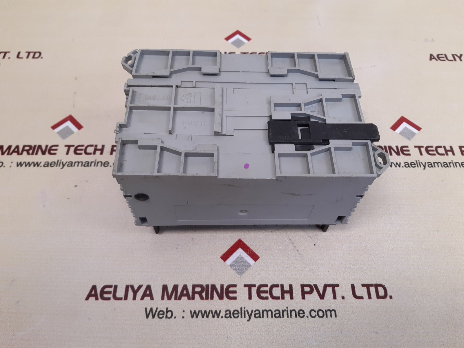 Allen-bradley 1791-0b32 ser.b rev.c01 i/o block