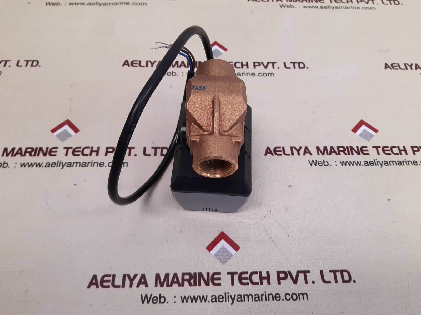 Honeywell vc6013 2-way valve actuator
