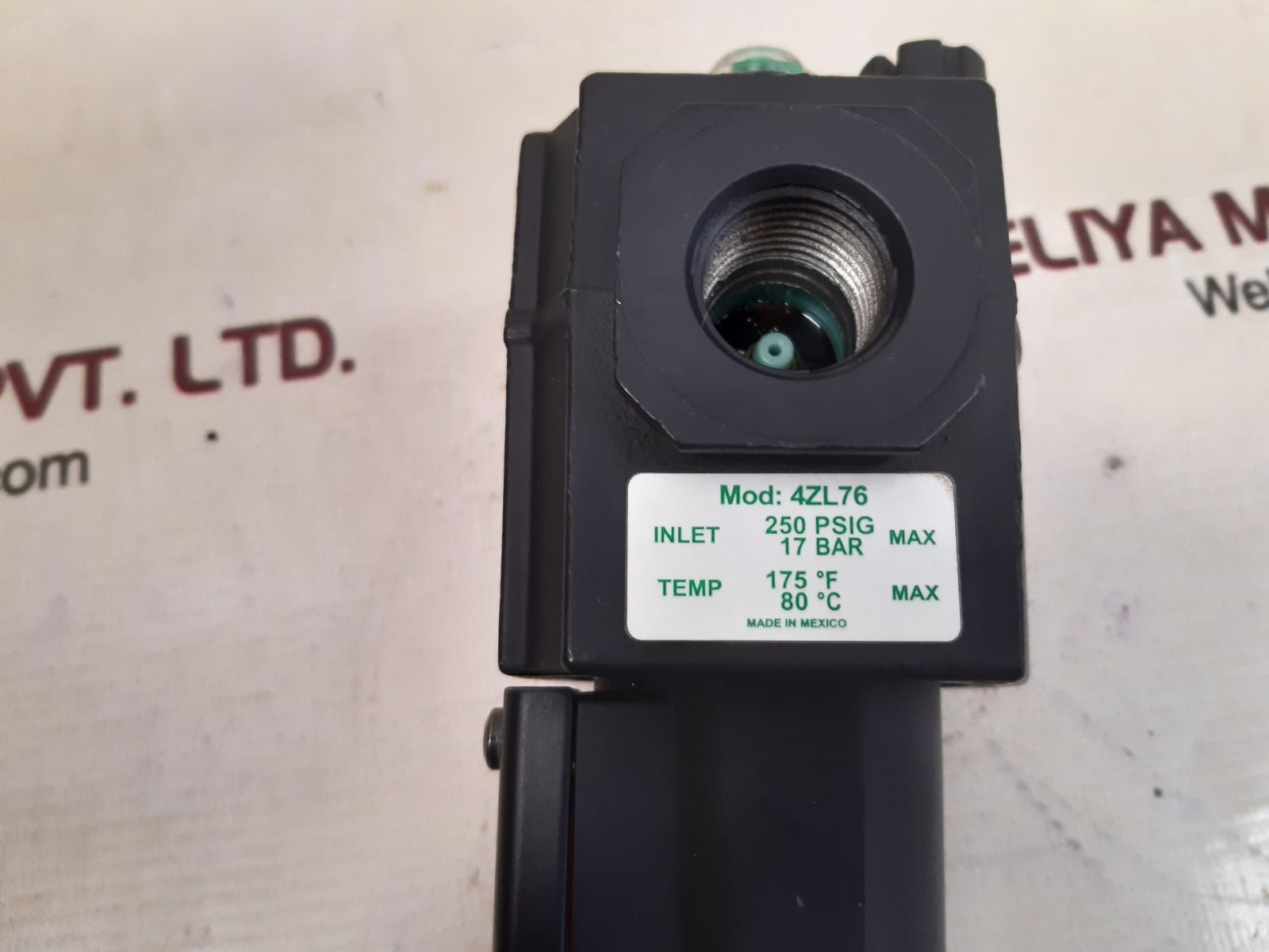 Speedaire 4zl76 air line lubricator