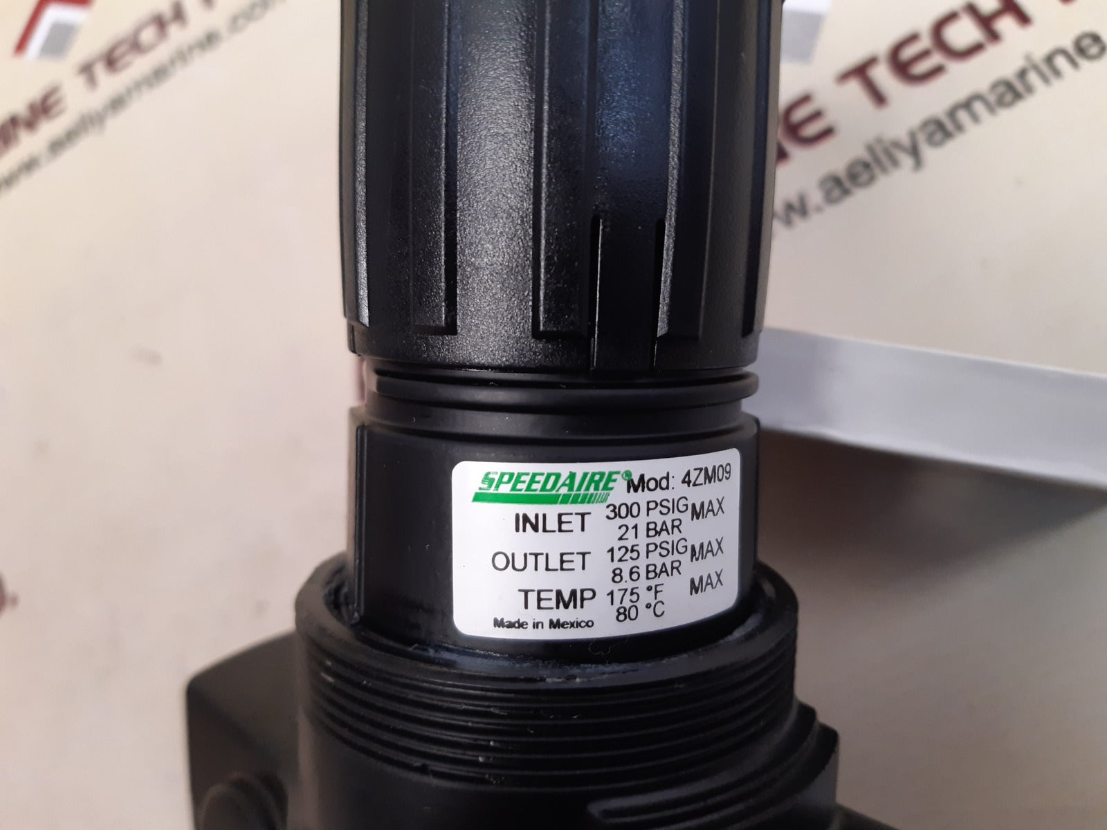 Speedaire 4zm09 regulator 300 psig