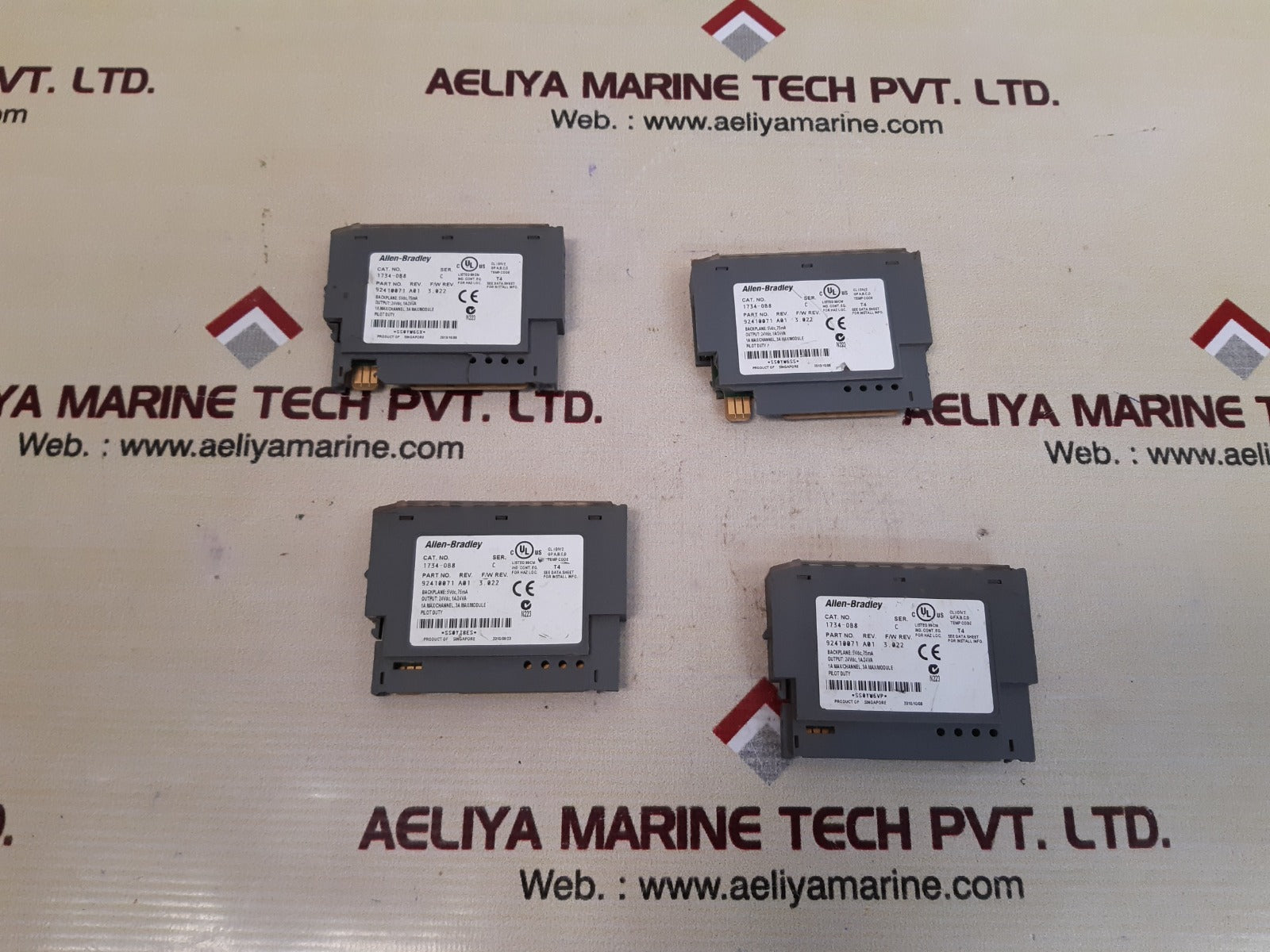 Allen-bradley 1734-0b8 ser.c output module