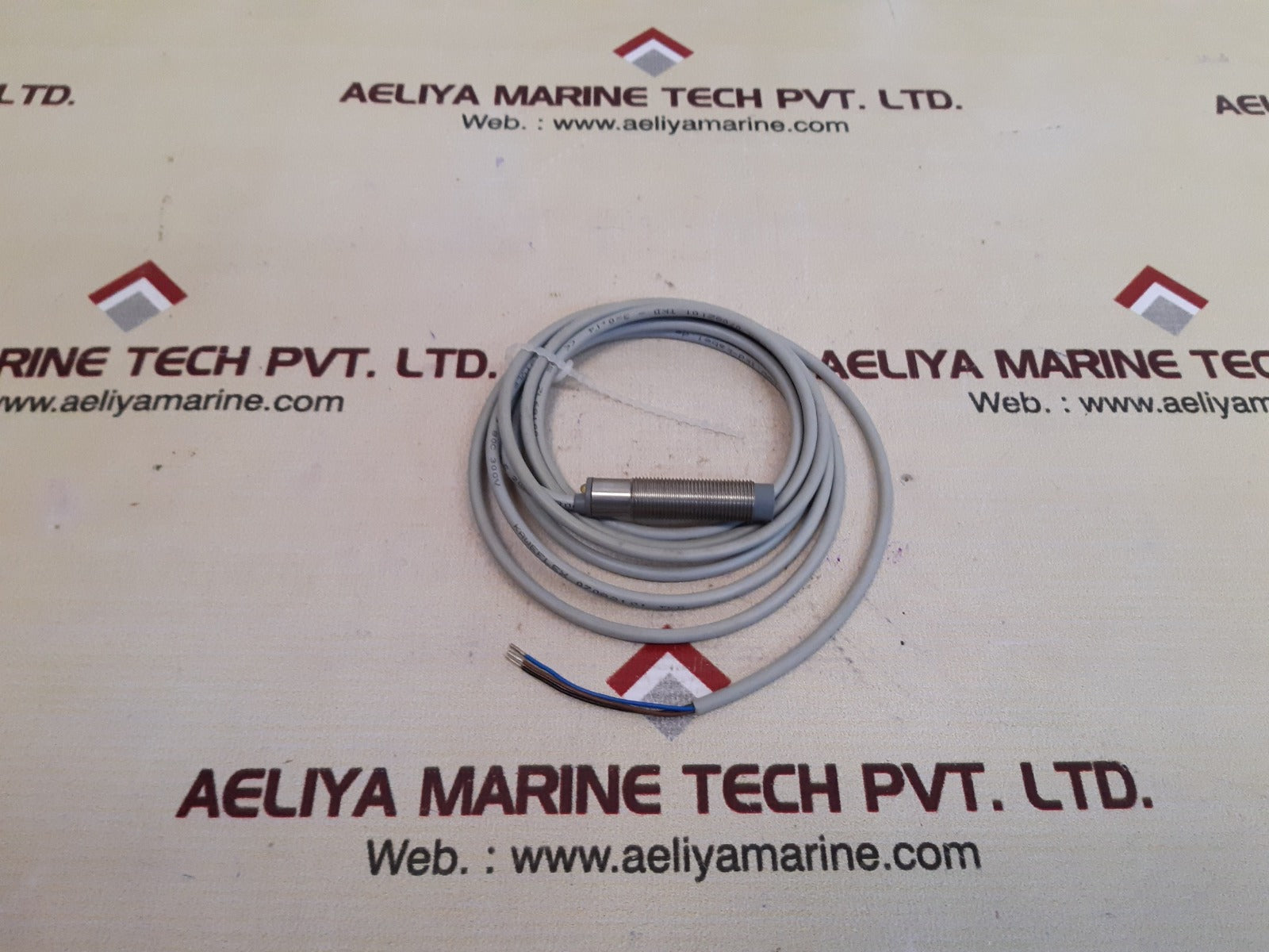 Rechner sensors e242293 capacitive sensors with power cable