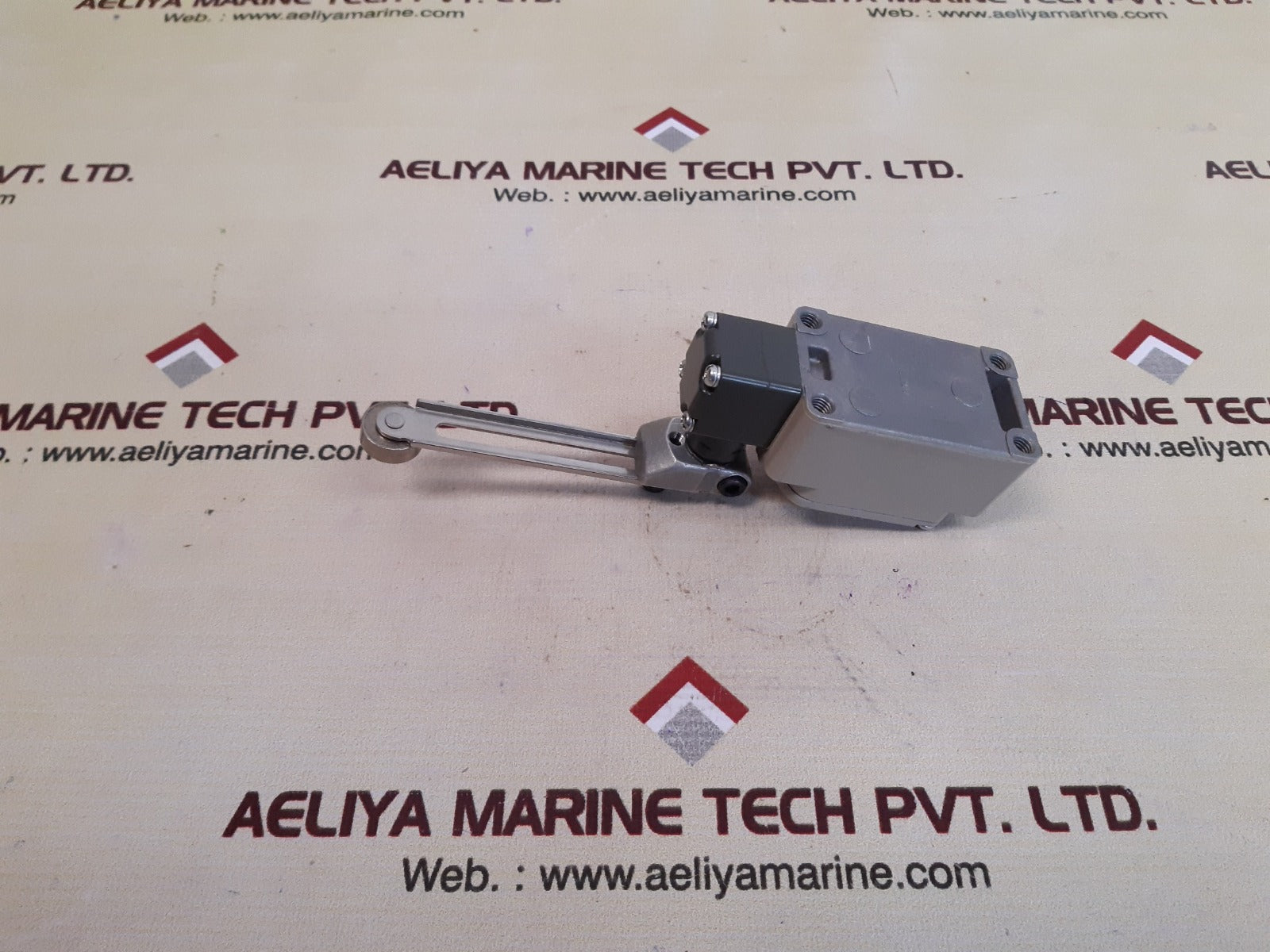 Omron wlca12 limit switch