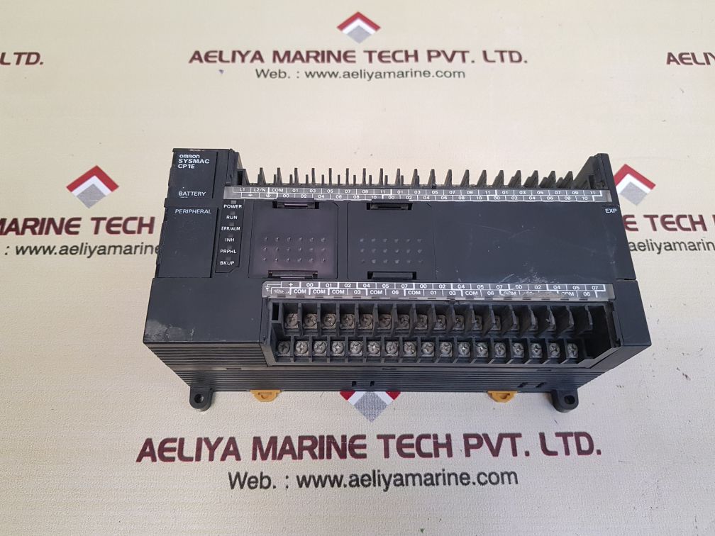 Omron cp1e-n60dr-a programmable controller