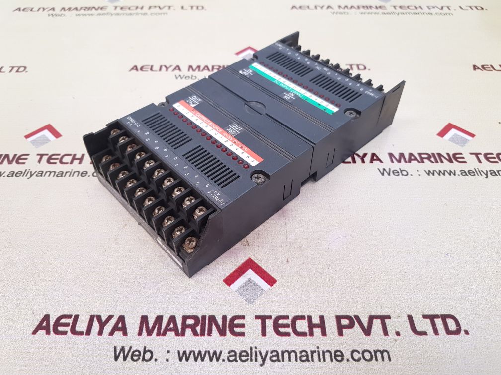 Idec izumi pfj-t162cu with pfj-n162u fa-1j 16-dc input unit