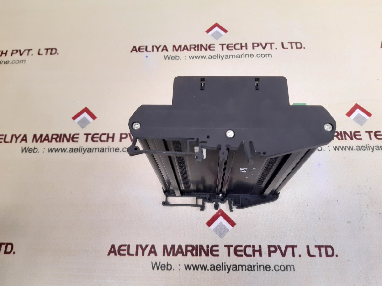 Deif agc 212+iom230 i/o module