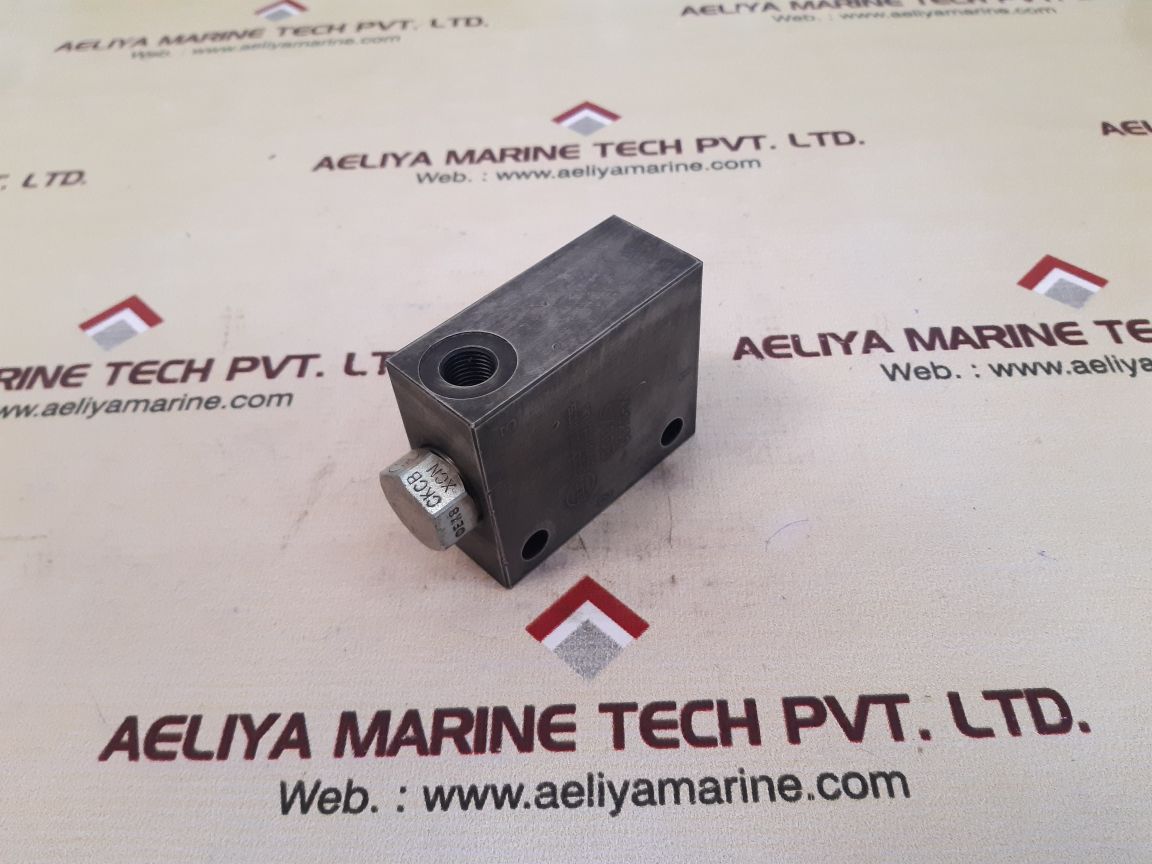 Sun hydraulics ecu/s valve block 0gk8-k1