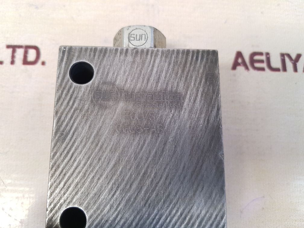 Sun hydraulics ecu/s valve block 0gq8-ab