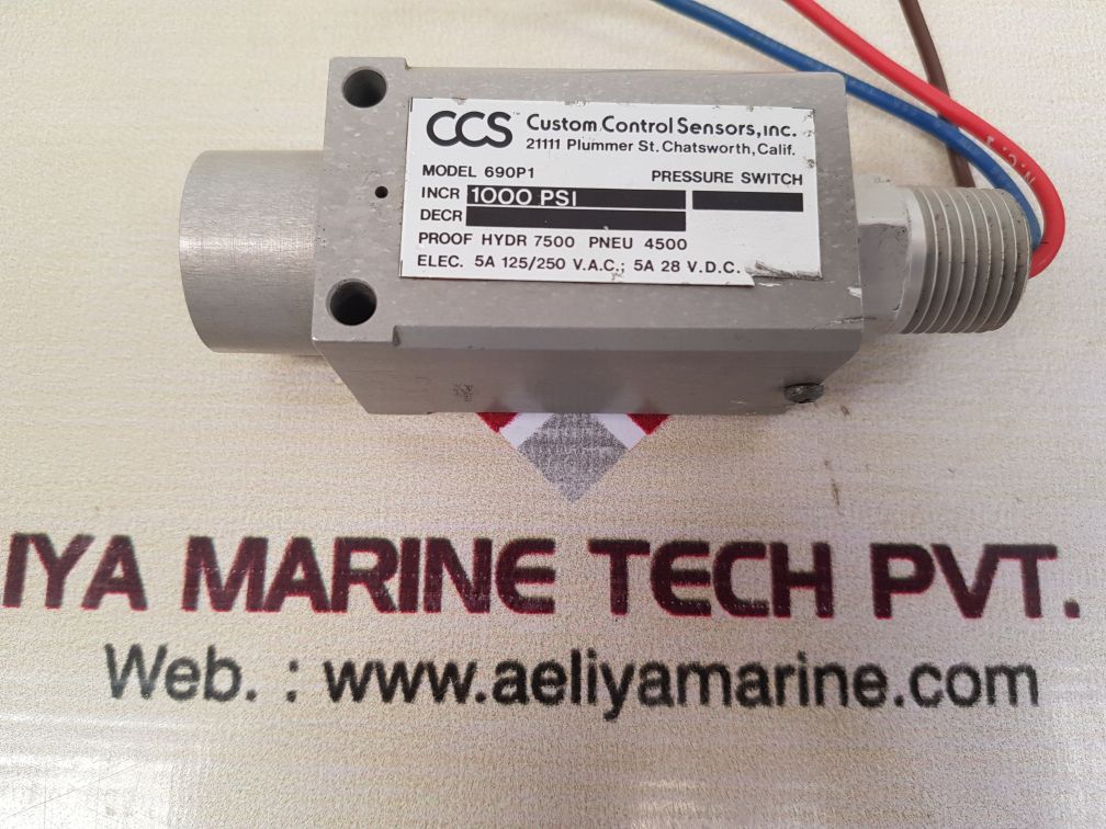Custom control sensors 690p1 pressure switch
