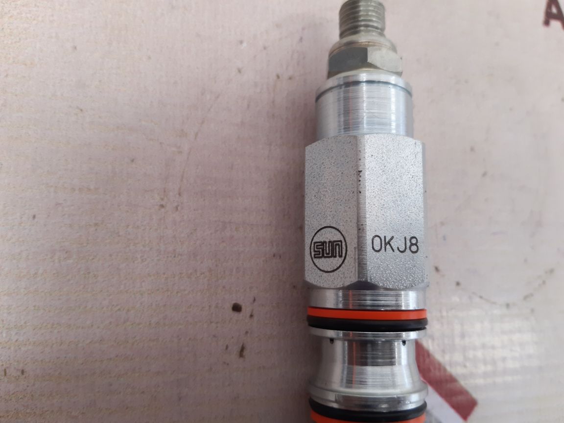 Sun hydraulics scca lan valve with orijinal Box