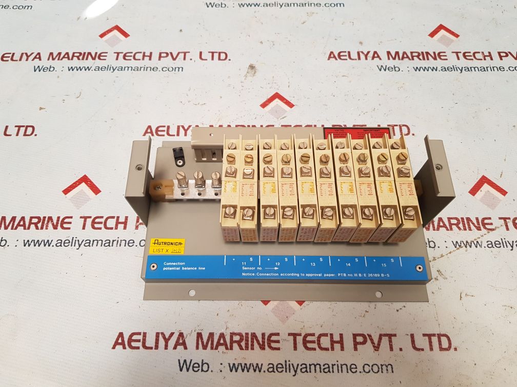 Autronica xcz-002 terminal box with diode safety barriers