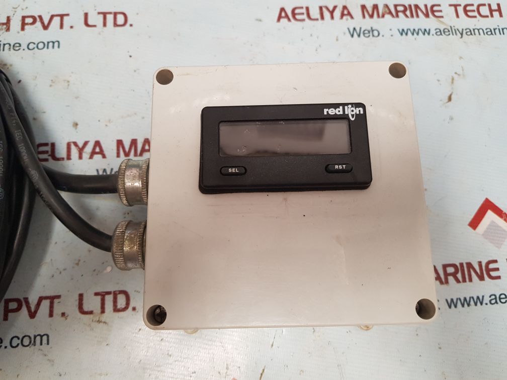 Red lion enc8 astic enclosures with pyromation temperature sensor