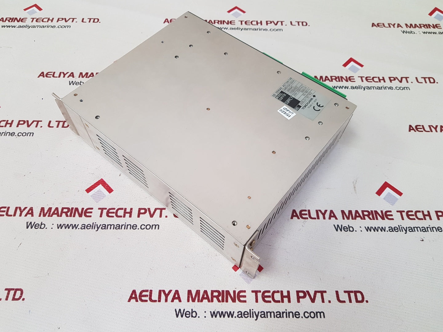 Yokogawa dynaserv um510a18aa-2pn*c dd servo actuator