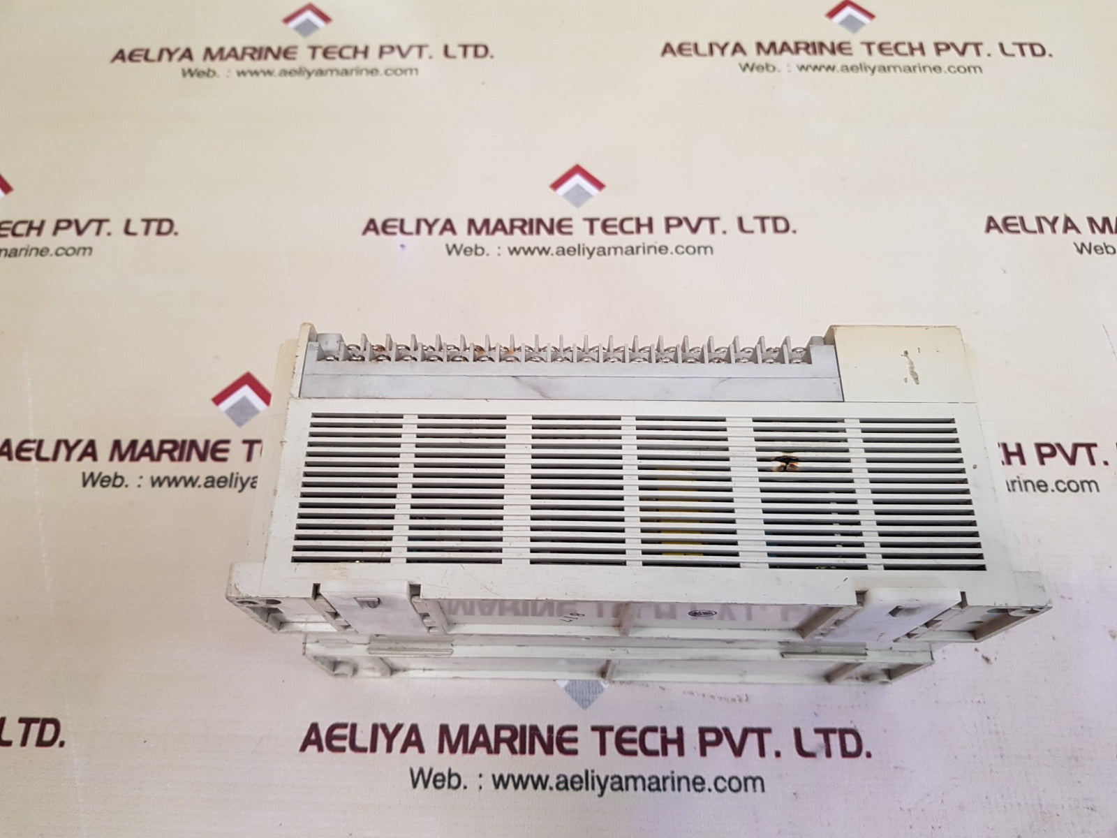 Mitsubishi fx-48mr-es/ul programmable controller
