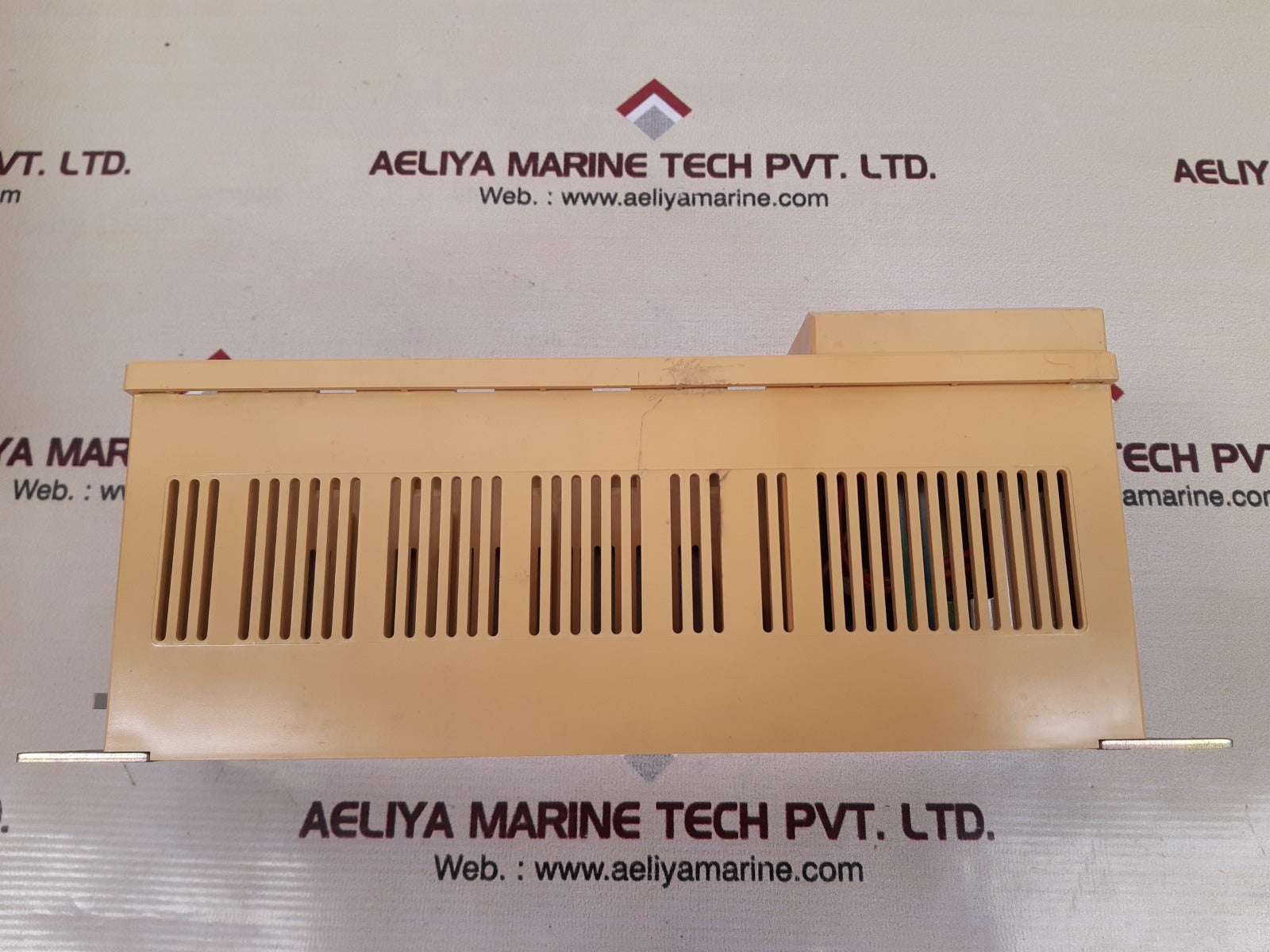 Koyo/mitsubishi e-01b-4130 programmable controller rack esh-1c tr