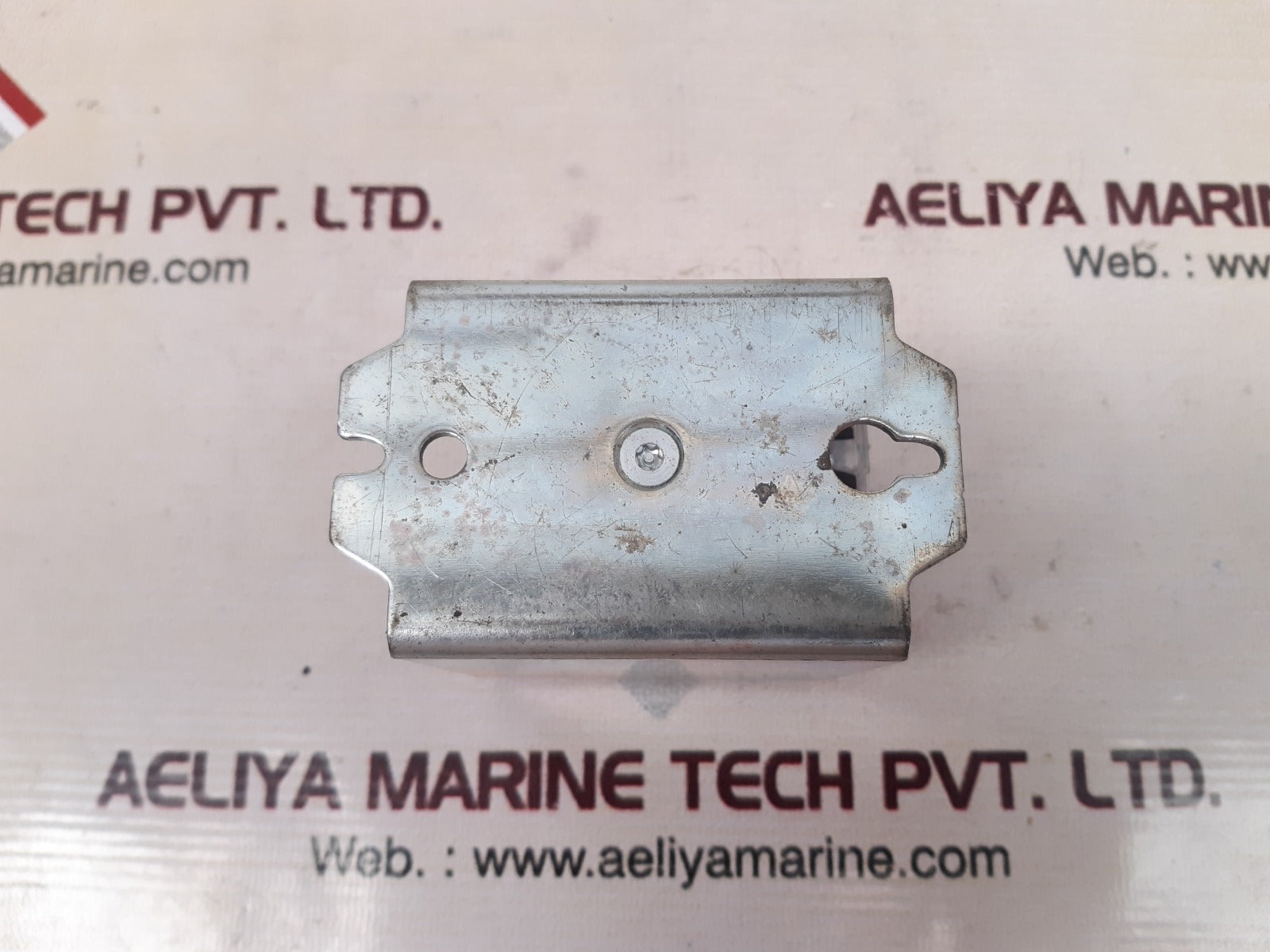 Allen-bradley 700dc-p000z24 ser.e base relay