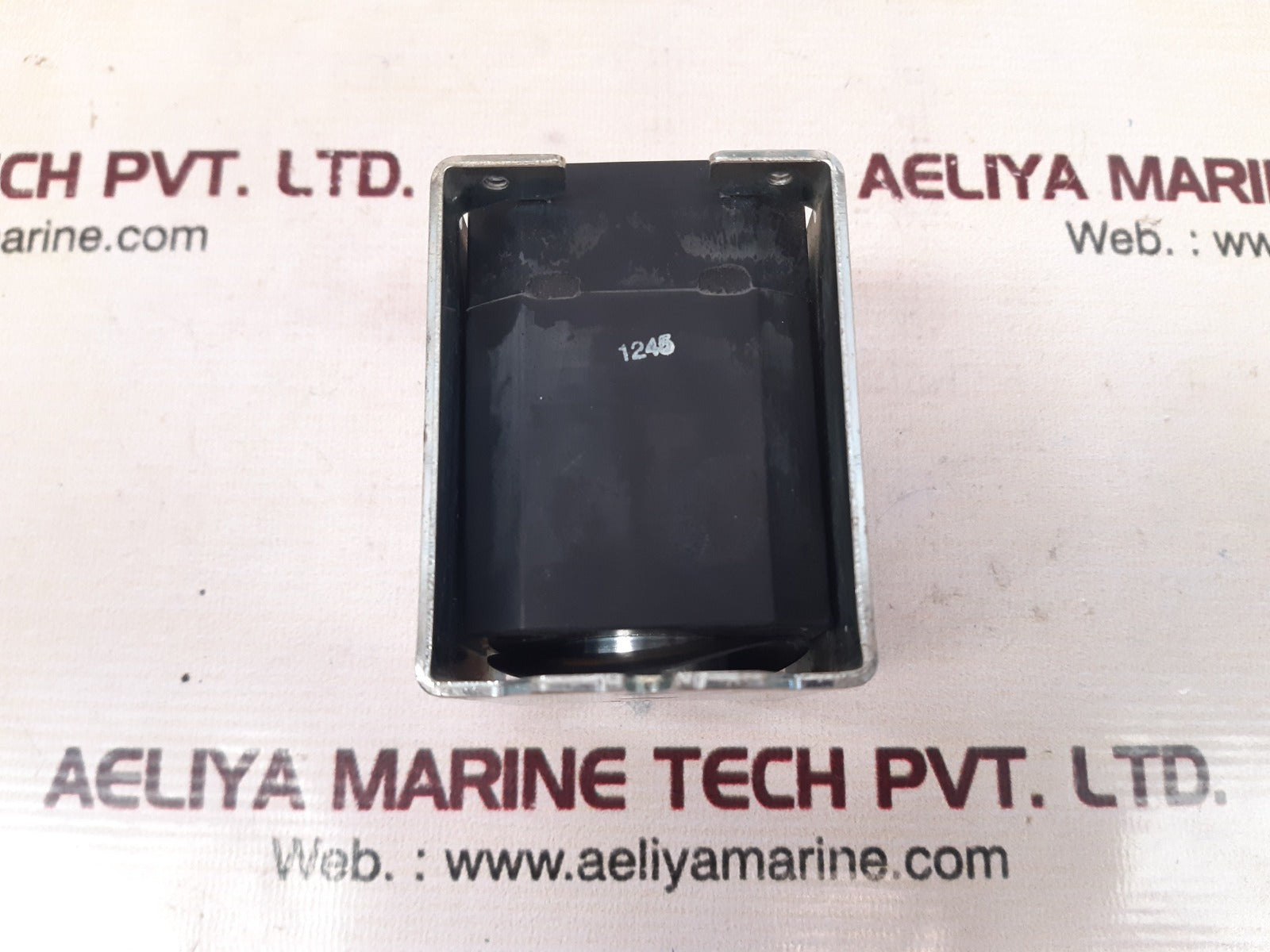 Allen-bradley 700dc-p000z24 ser.e base relay