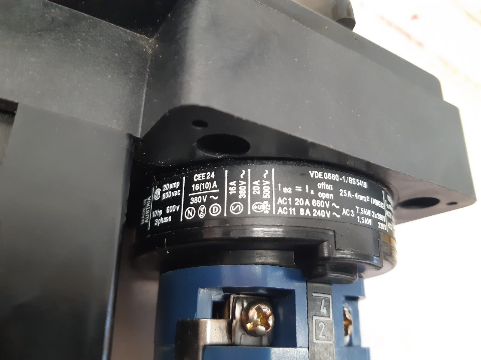 Kraus & naimer c18 a250 rotary cam switch