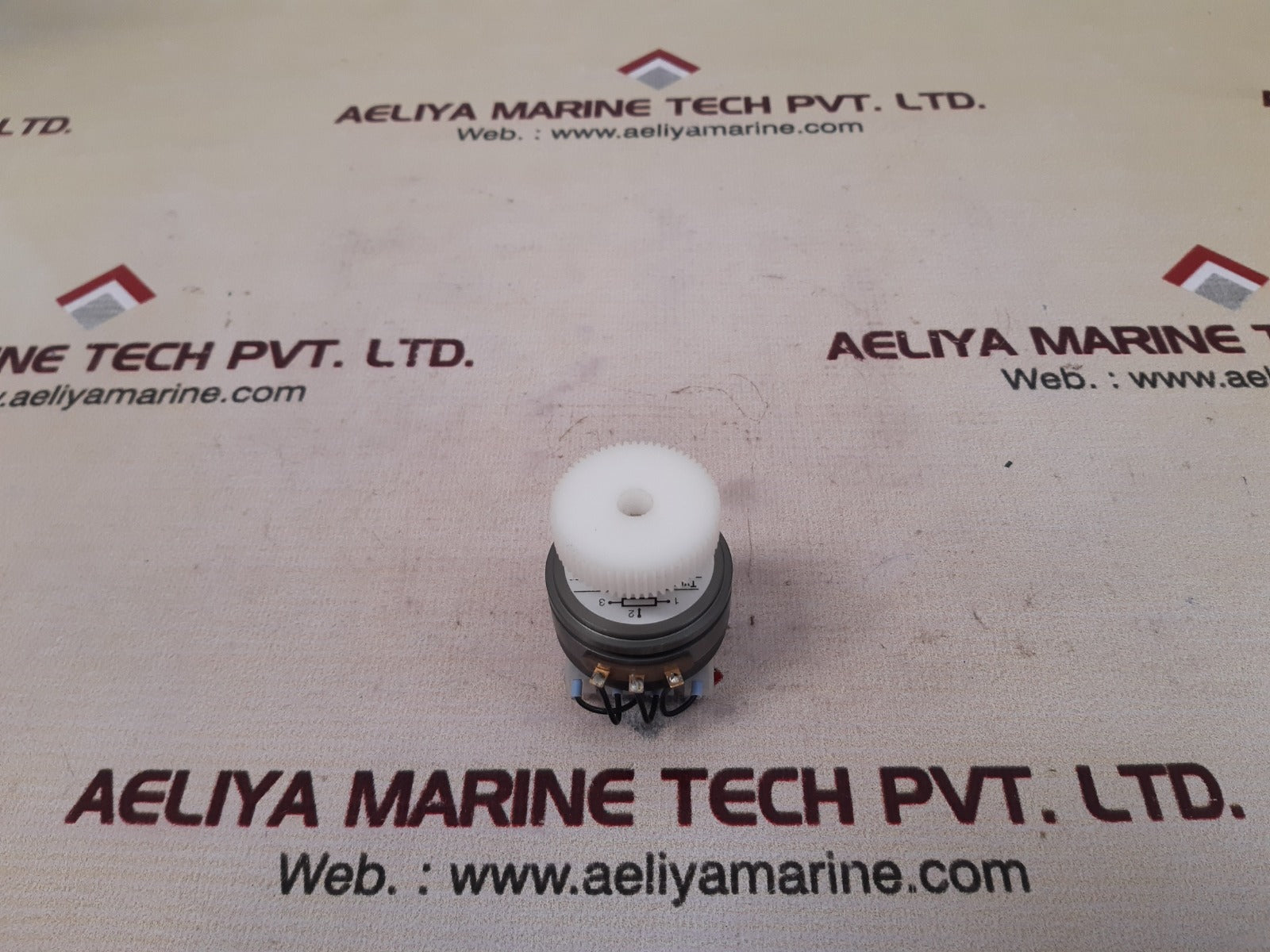 Novotechnik p4519 s0060 rotary sensor potentiometer 006217